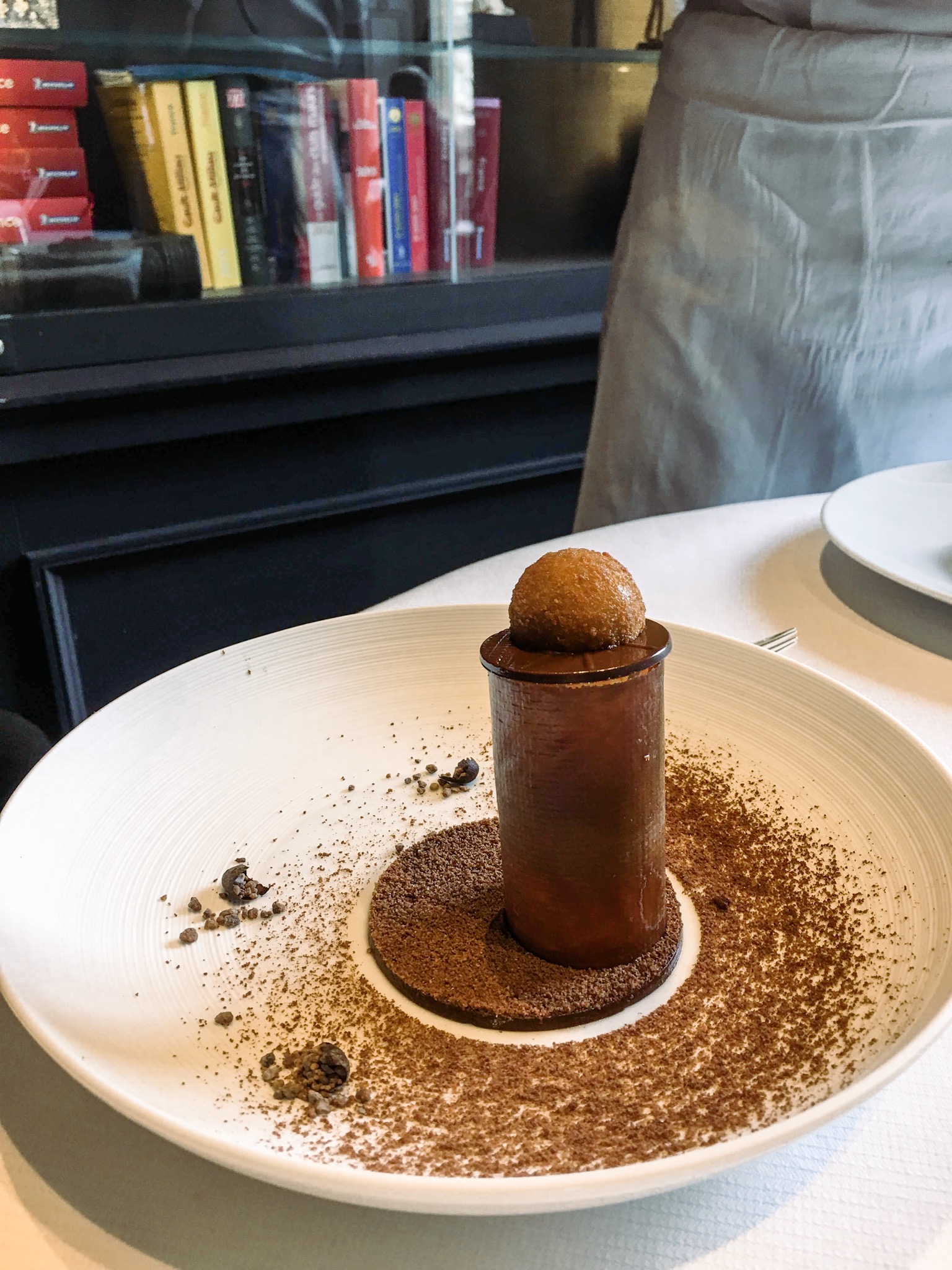 The Best Paris Restaurants You Don't Want to Miss: A Travel Guide